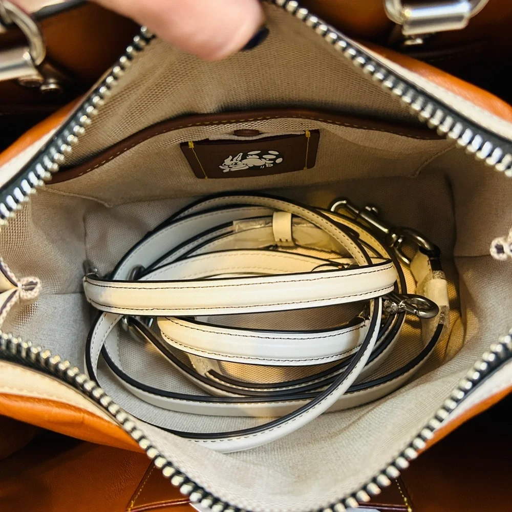 Super RARE China only Coach Rogue 25, White Rabbit in Chalk, NWT - Picture 7 of 8